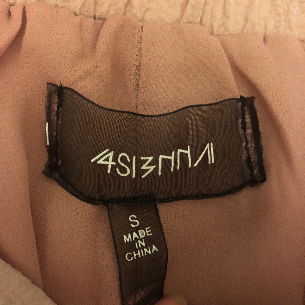 Pink Shorts - Picture 3 of 4
